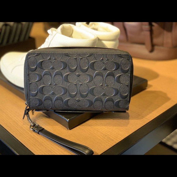 coach organizer wallet